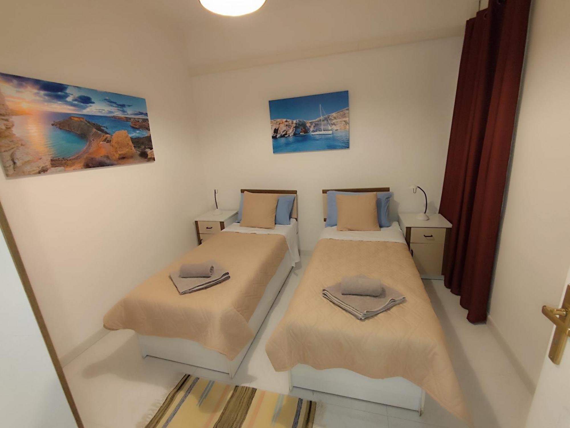 Апартаменты Sea Breeze Bliss - Self Check-In Сент-Полс-Бей Экстерьер фото